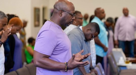 Saturday-Service Saturday-Service
